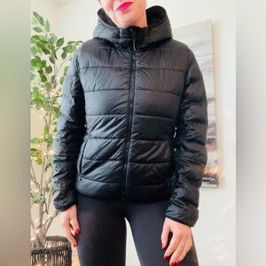 ARITZIA TNA The Little Fuzzy Puff Goose Down Black Jacket Medium